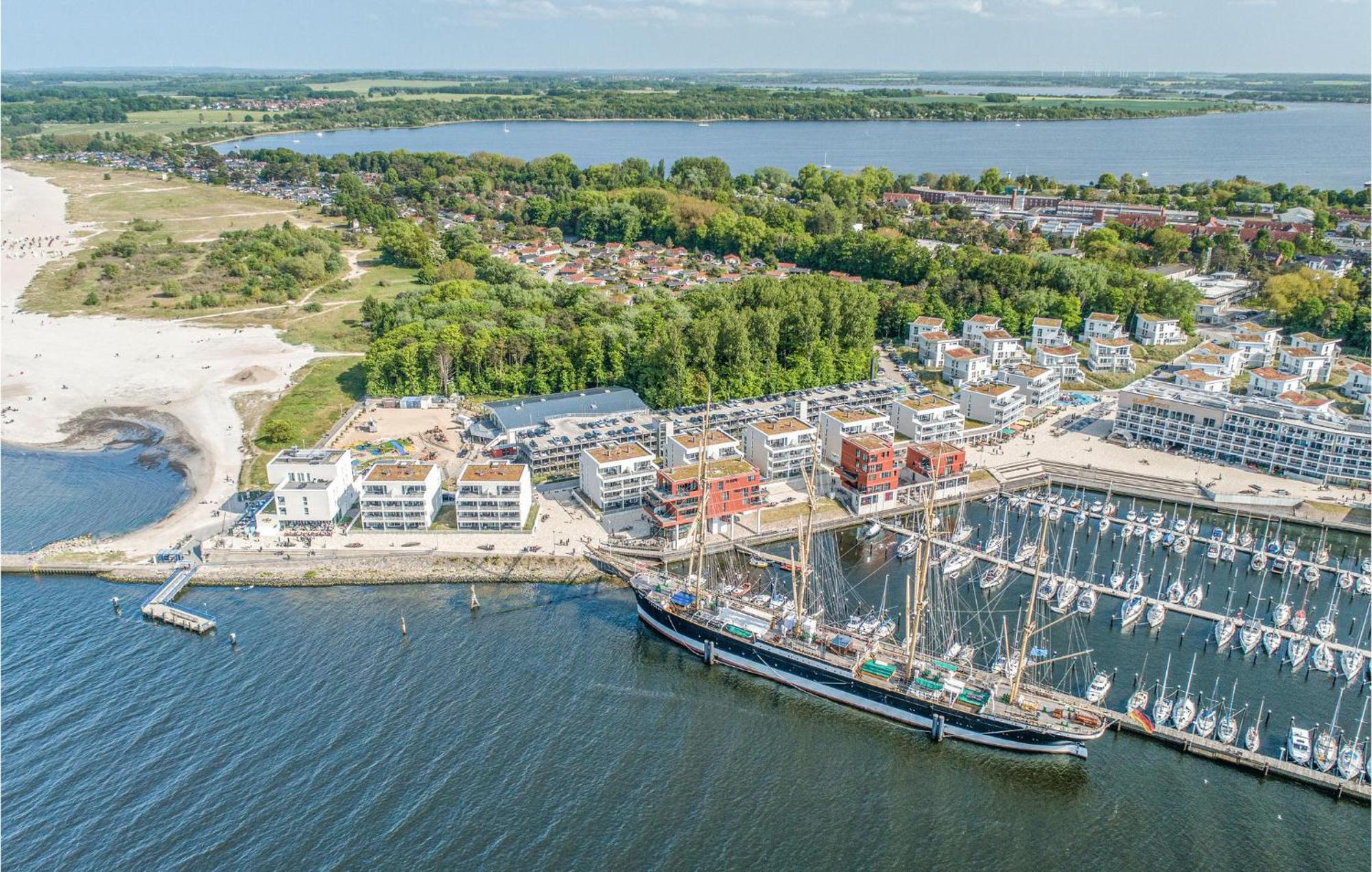 Cozy Apartment In Luebeck Travemuende With Sauna Eksteriør bilde